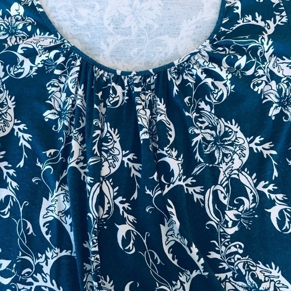 - Talbots petite top - Picture 4 of 7